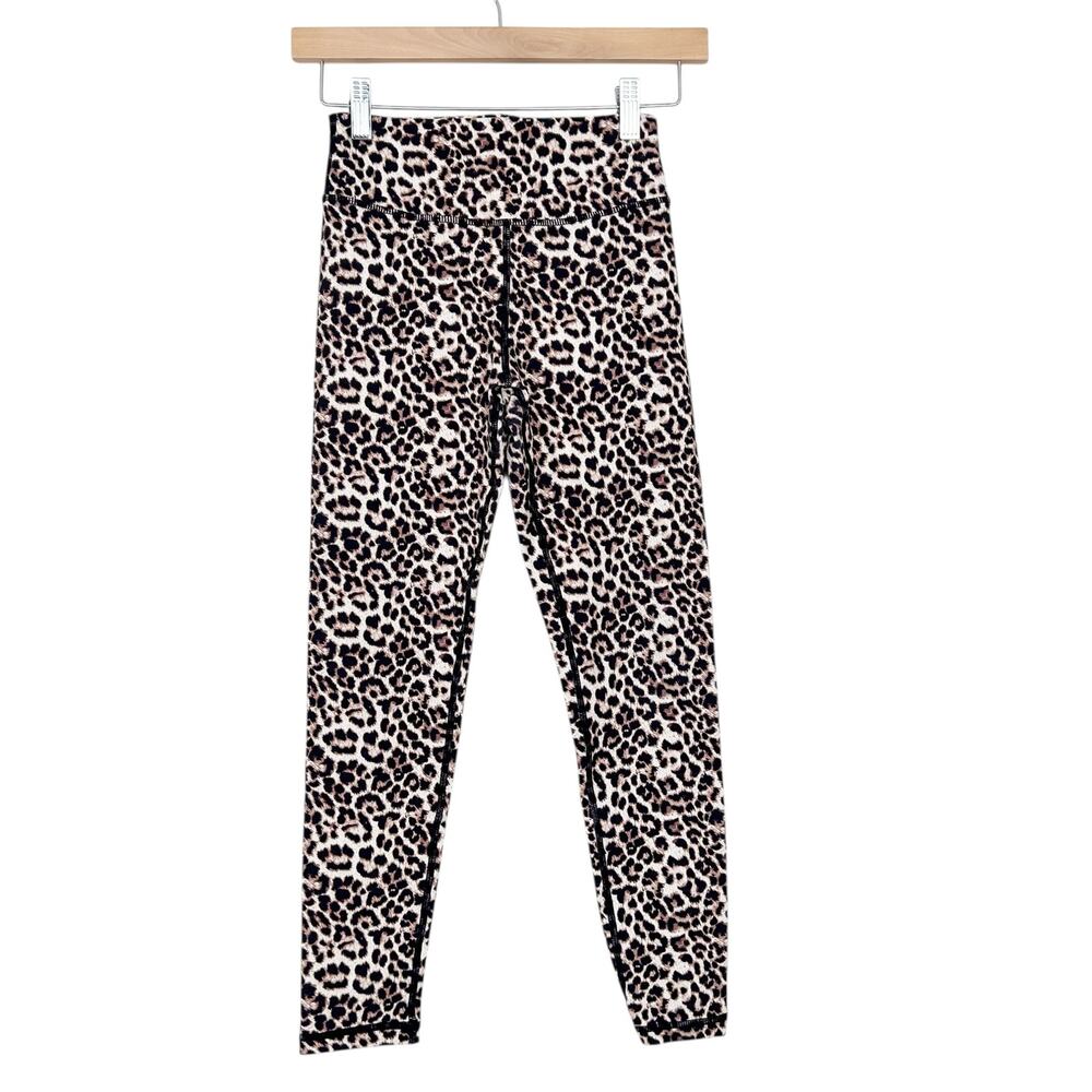 Zyia Cheetah Leopard Print Scrunch Butt Leggings Sz 4